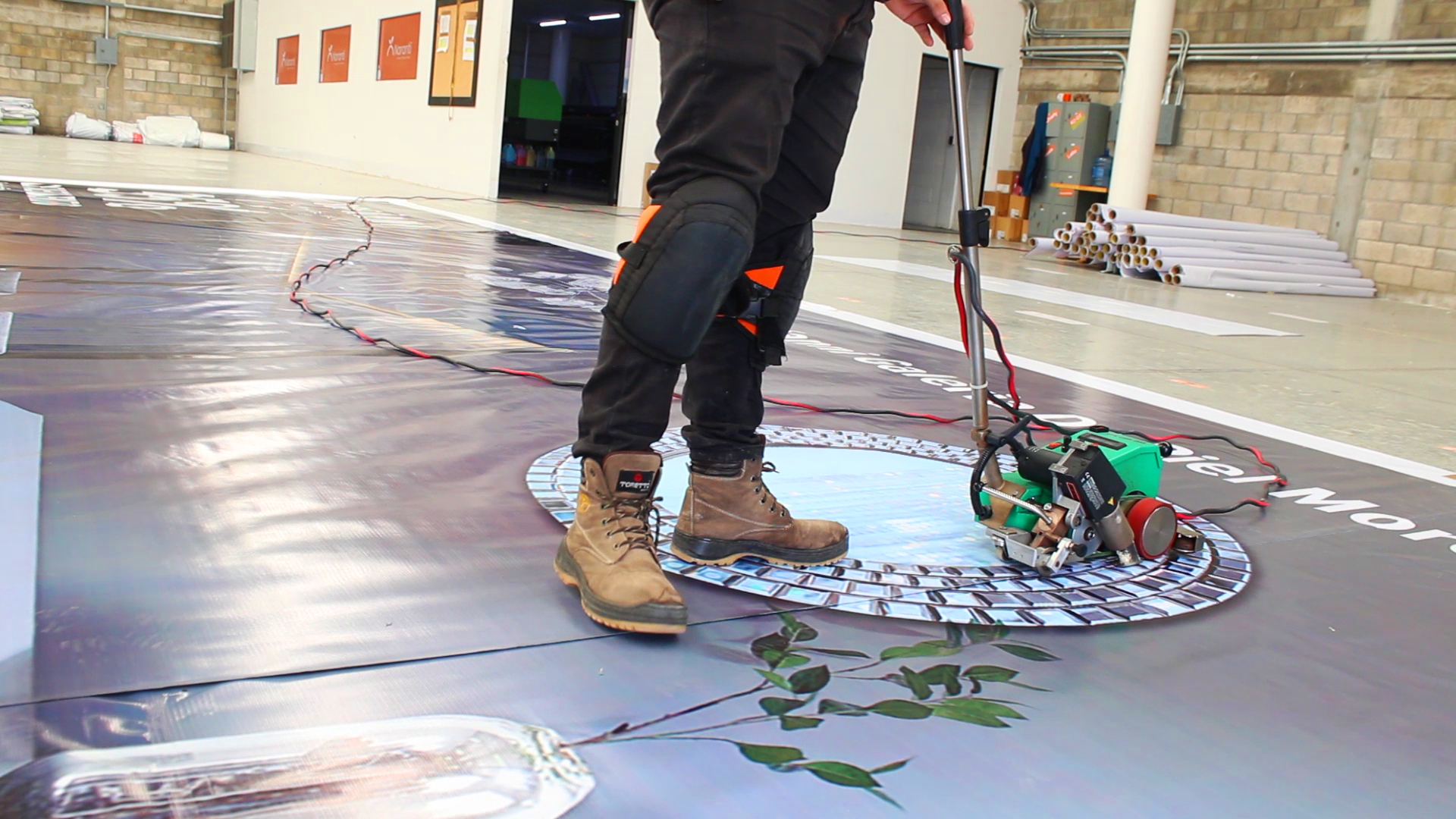 Vulcanizado profesional - Impresión a gran formato Nuestro vulcanizado es excelente para asegurar la mejor calidad en nuestro servicio