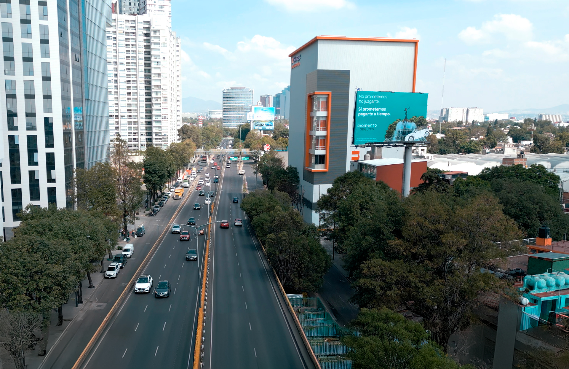 Momento Seguros anuncio espectacular